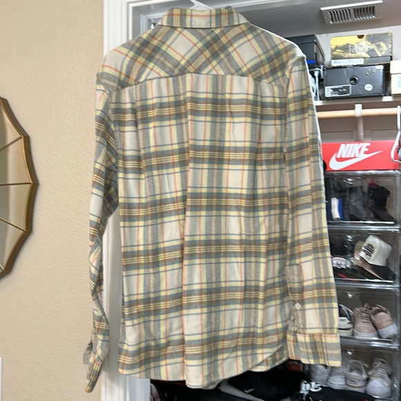 Mens RVCA Flannel - Picture 3 of 3